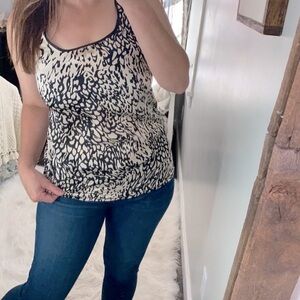 Emmelee silky sleeveless top size small